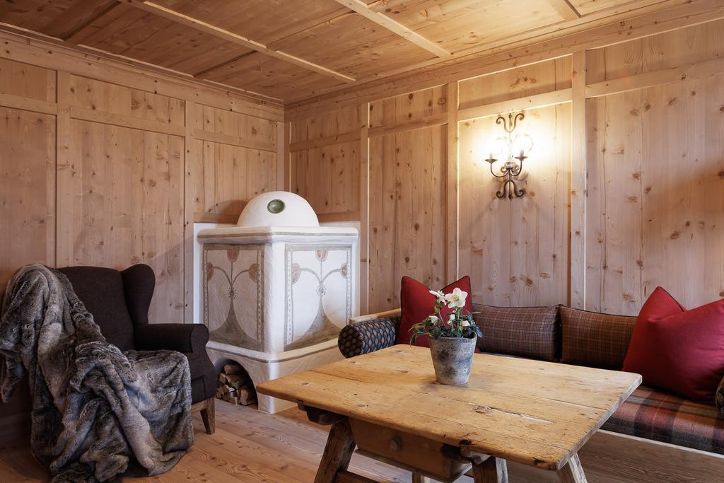 Hotel Himmlhof St. Anton am Arlberg Zimmer foto